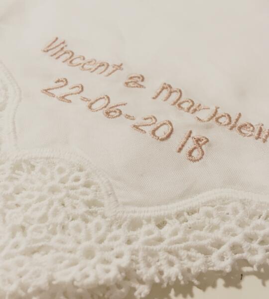 kanten bruidszakdoekje